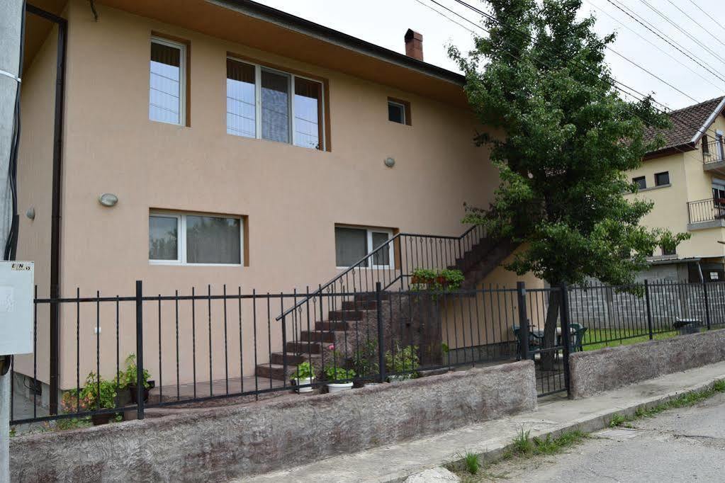 Mariana Apartment Pavel Banya Εξωτερικό φωτογραφία